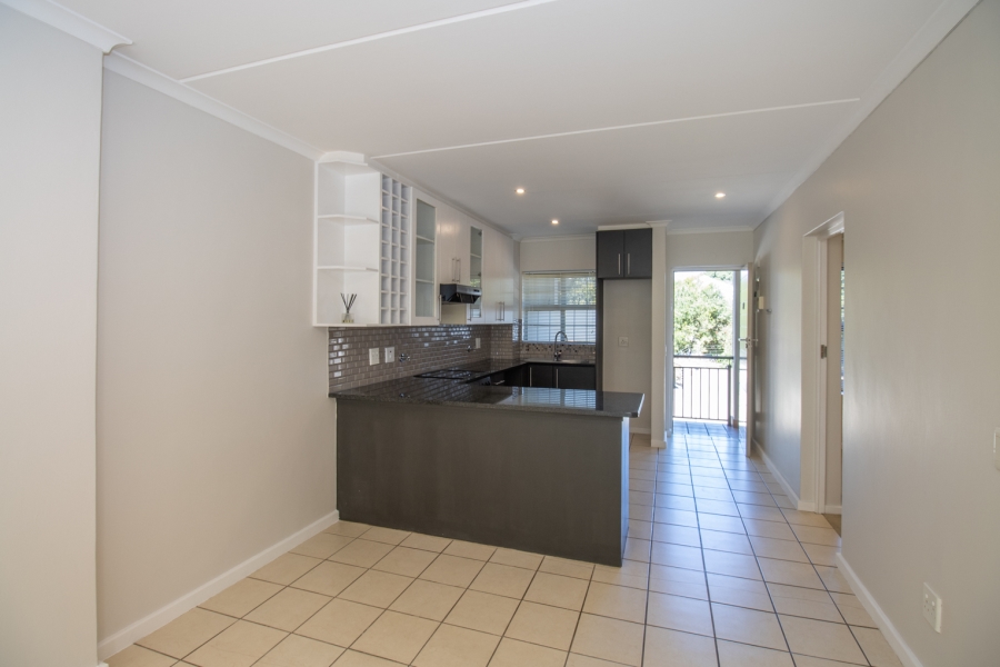 To Let 2 Bedroom Property for Rent in Beach Estate Western Cape
